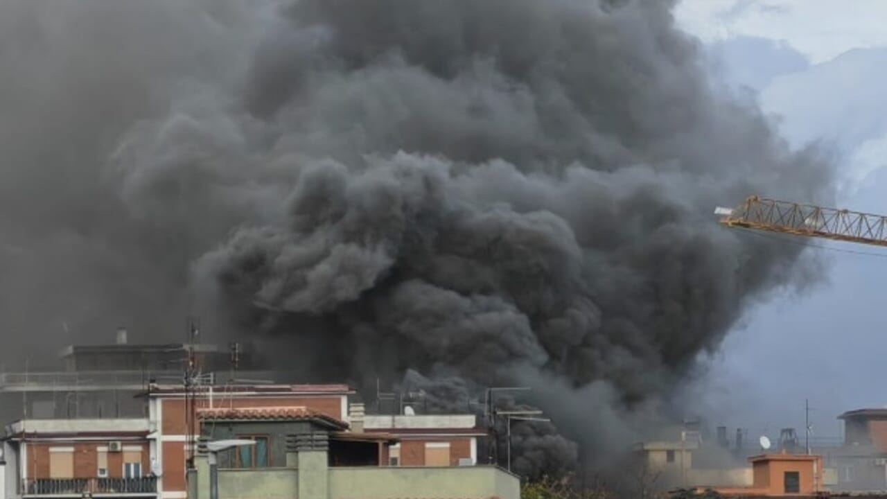 Incendio a Roma