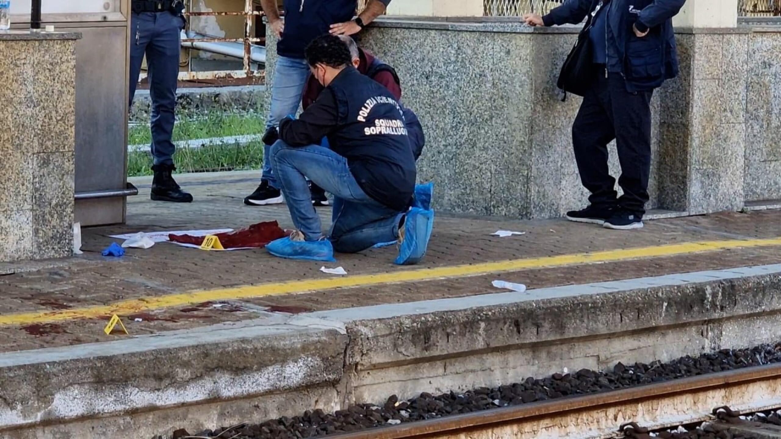 capotreno accoltellato